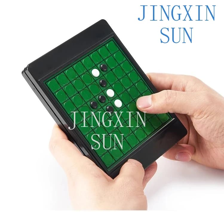 Black and white flip chess pocket portable high-speed rail plane travel mini backgammon puzzle board game toys