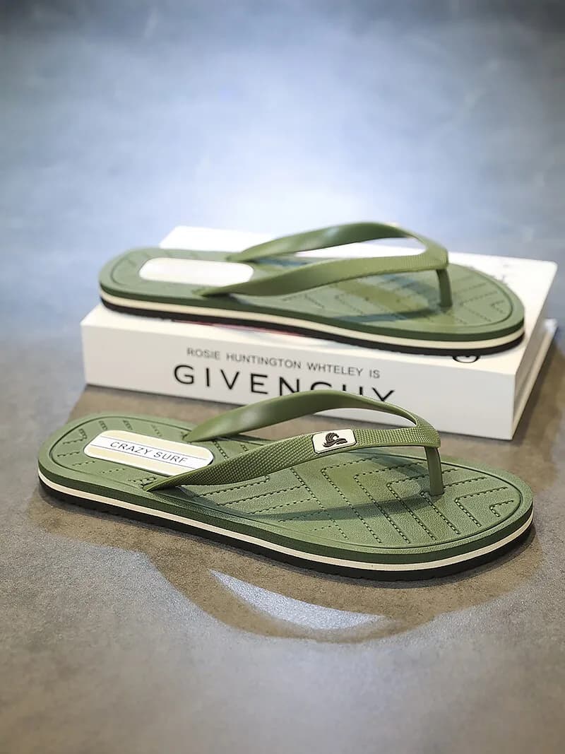 Casual Men's Sandals 2026 New Summer Outdoor Anti-slip Indoor Home Wear EVA Material Flat Heel Comfortable Beach Slippers