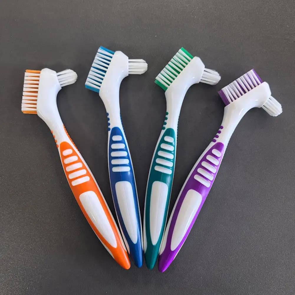 Spazzolino per Dentiere a Doppia Faccia 2026, Spazzola per Pulizia Denti e Apparecchi Ortodontici, Spazzola per Pulizia Orale e Rimozione del Tartaro per Uomini o Donne, Spazzola Dedicata