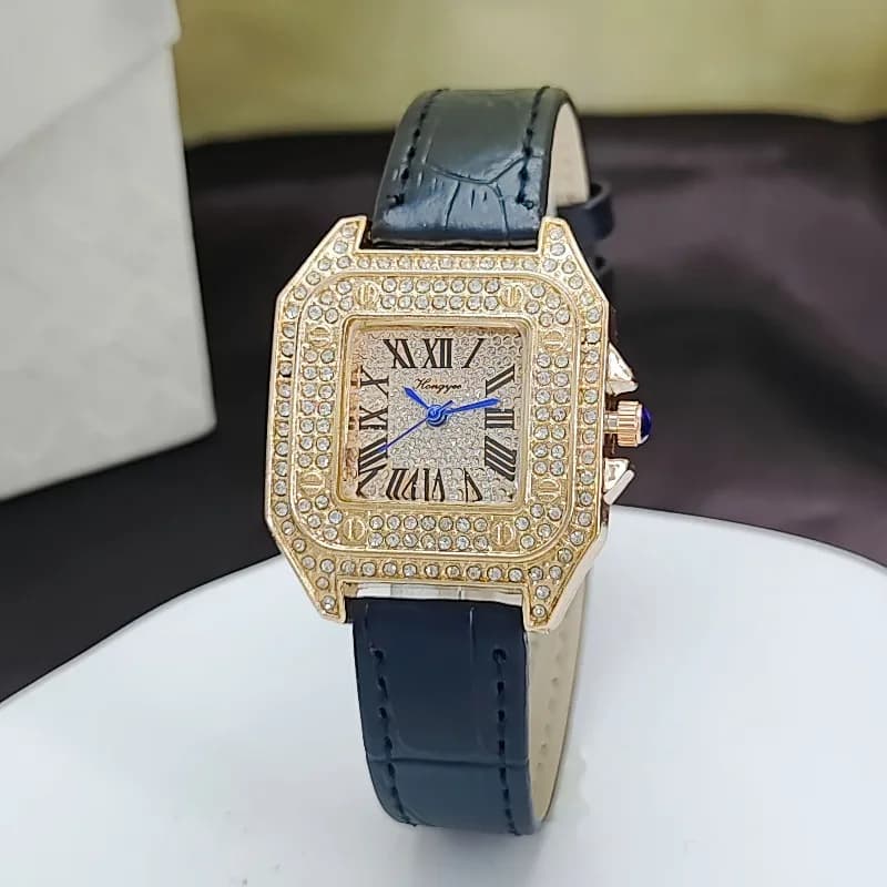 Women's high-end watch with full diamond dial, leather strap, quartz watches for women, square wristwatch gift for students wholesale