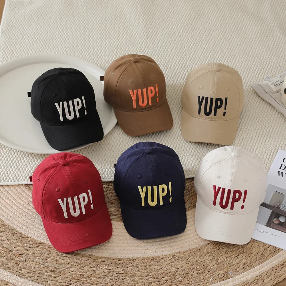 Cappellino da Baseball per Bambini, Ragazzi e Ragazze, alla Moda con Ricamo a Lettere, Stile Hip Hop, Regolabile, per Sport all'Aperto, Traspirante, Parasole da Viaggio