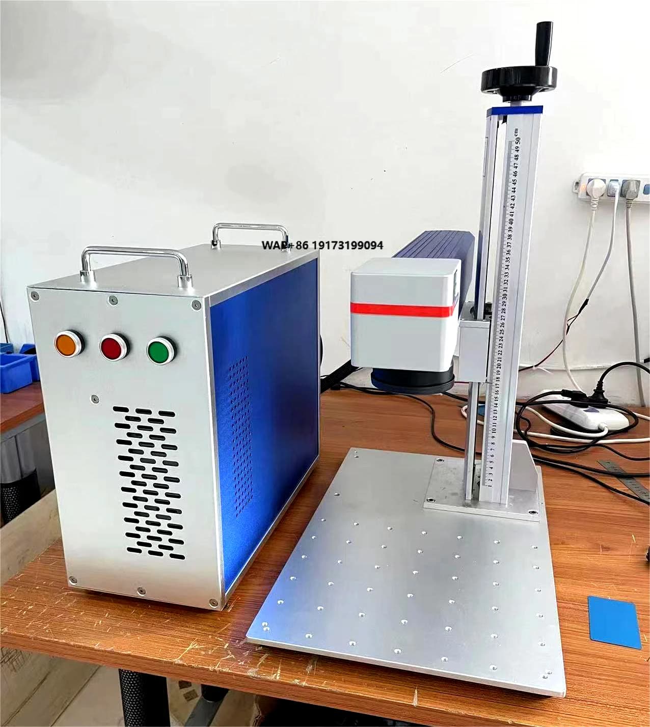 Macchina per Incisione e Marcatura a Fibra Ottica 20W per Industria Meccanica, Stampante 3D per Metallo e Cover per Telefoni