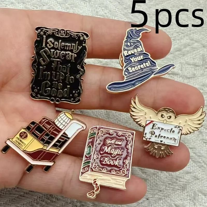 5pcs Cartoon Character Enamel Pins Cute Collectible Lapel Badges Children's Gift Jewelry for Backpacks
