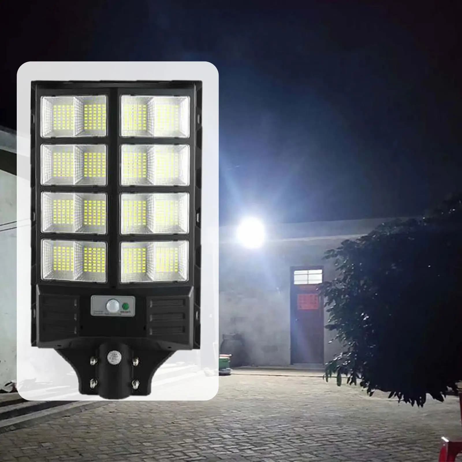 Lampione Solare LED dal Tramonto all'Alba con Telecomando per Vialetti, Parcheggi e Esterni