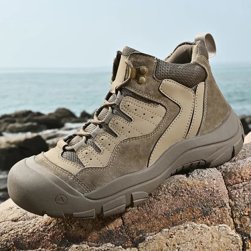 Stivaletti alla moda Sneakers leggere e traspiranti Stivaletti invernali antiscivolo per scarpe casual alte da uomo streetwear all'aperto