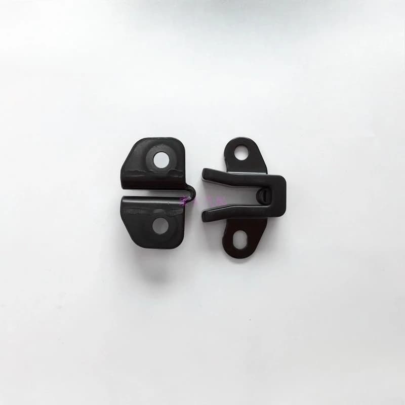 1 pz Per Toyota RAV4 Prado Portellone Posizionatore Buffer Porta Posteriore In Gomma Concavo-Convesso Blocco di Fermacorda e ganci