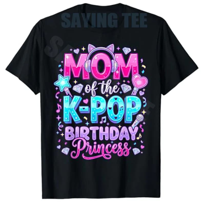 T-shirt da donna con stampa grafica Y2K Kpop per amanti della musica coreana, modello 'Mom of The K-Pop Birthday Princess', abbigliamento alla moda per mamme di fediere del K-Pop