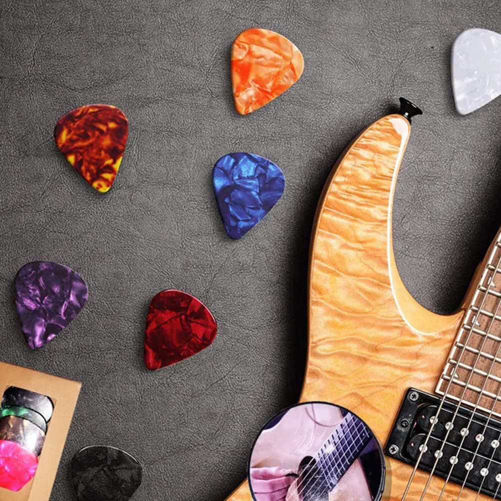 1 set di plettri per chitarra, superficie liscia, leggeri, pratici, per suonare ukulele elettrico folk, accessori portatili