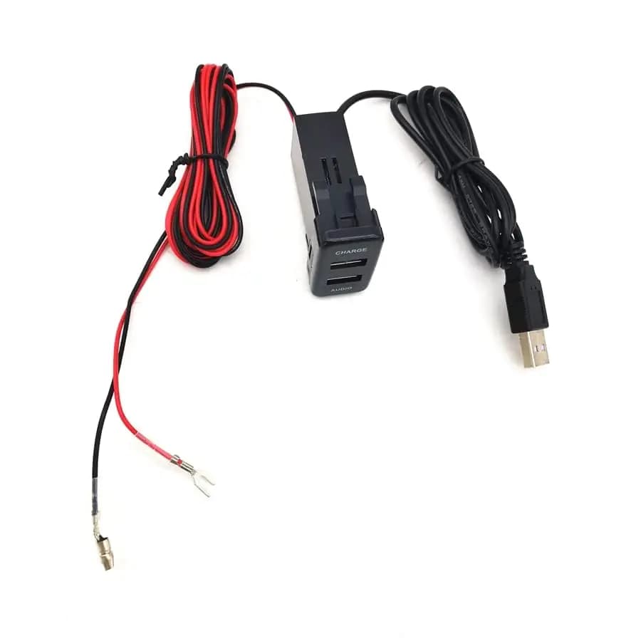 Adattatore audio con presa per caricabatterie doppia USB per Toyota 4runner Highlander Fj Cruiser