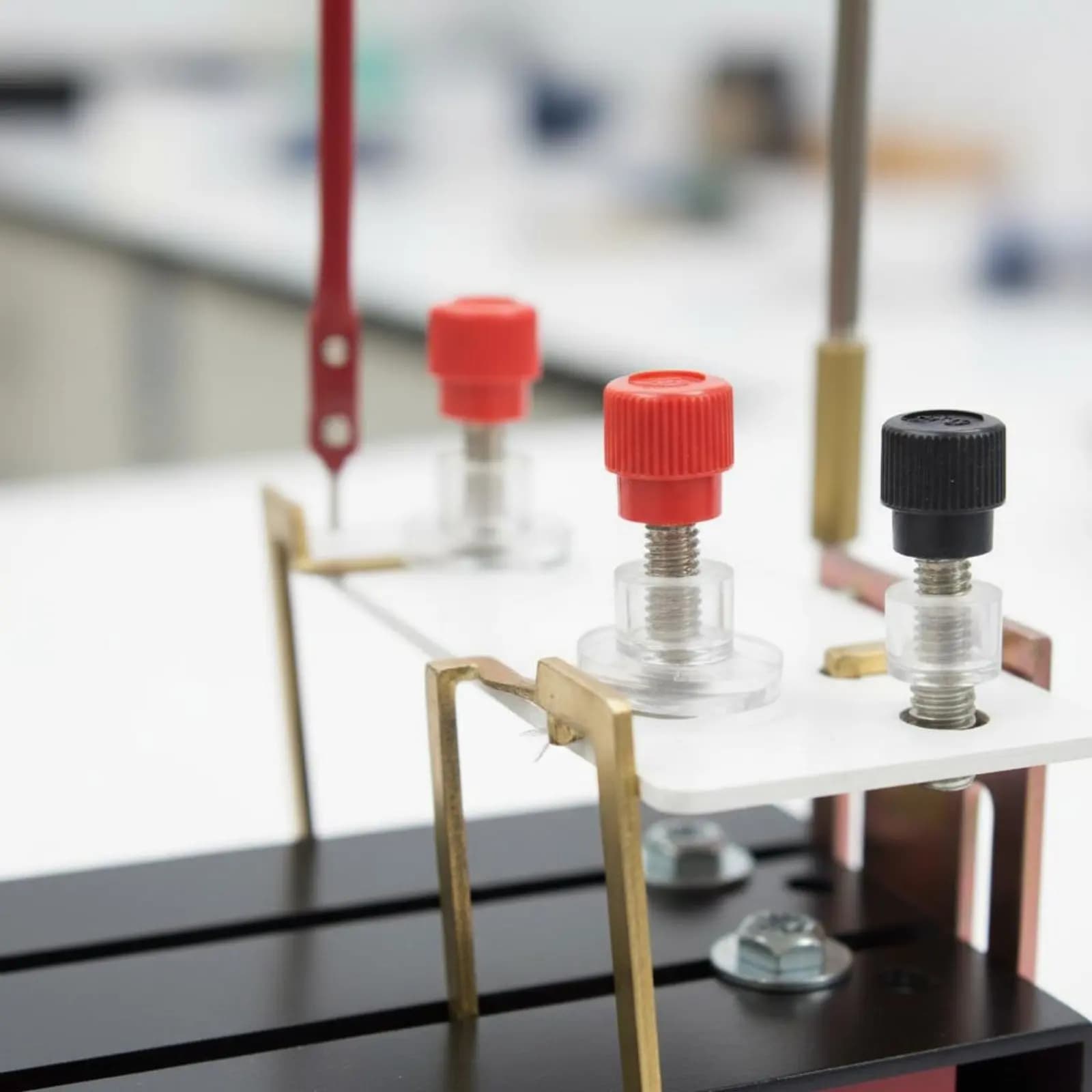Dimostratore dell'effetto Ampere, set per esperimenti di elettromagnetismo, strumento didattico con design trasparente per l'aula