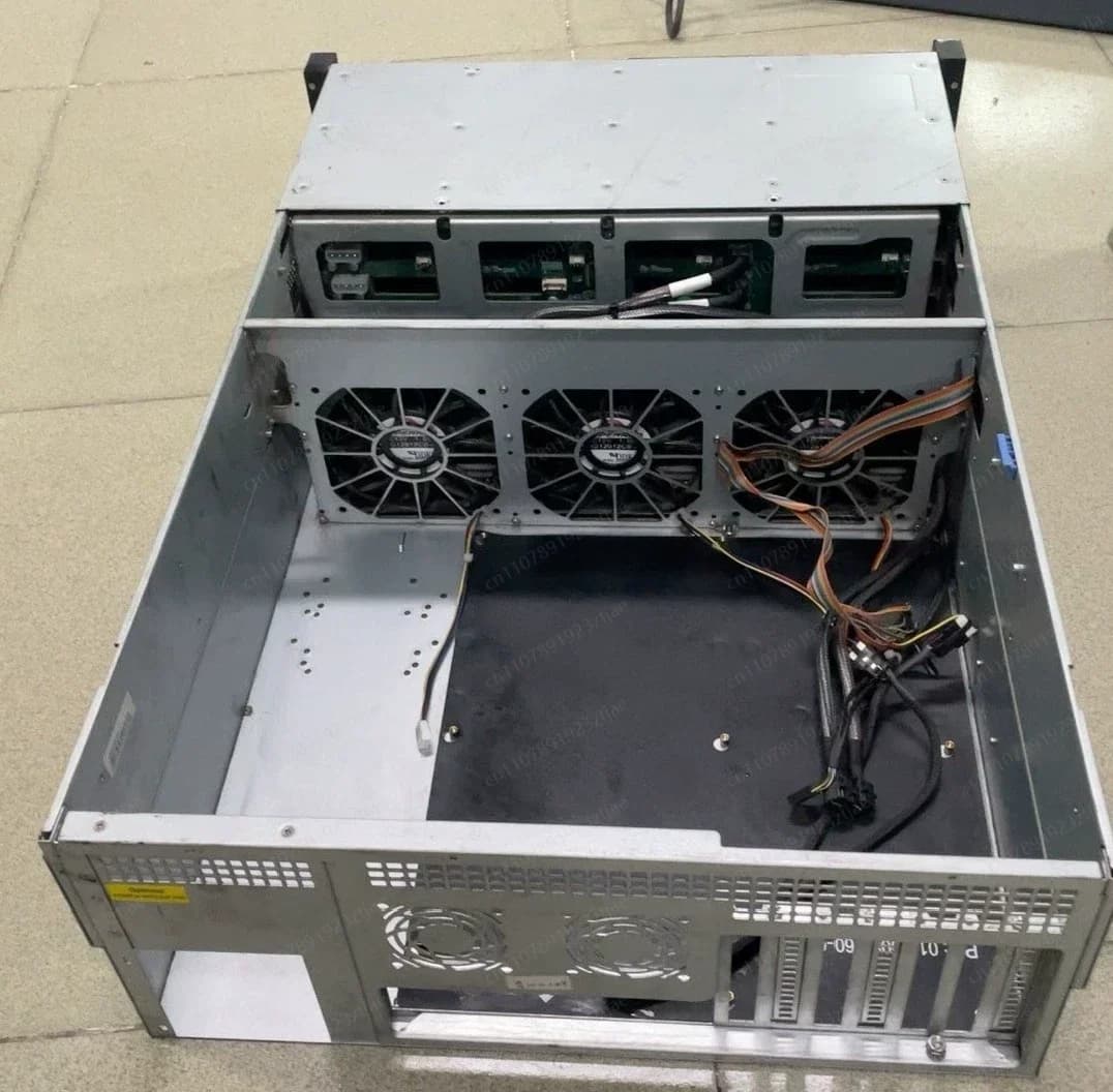 Chassis NAS plug-in Jmz-4U tipo rack con 24/36 posizioni disco, hot-swap 12GB, multi-disco, per cloud storage, usato