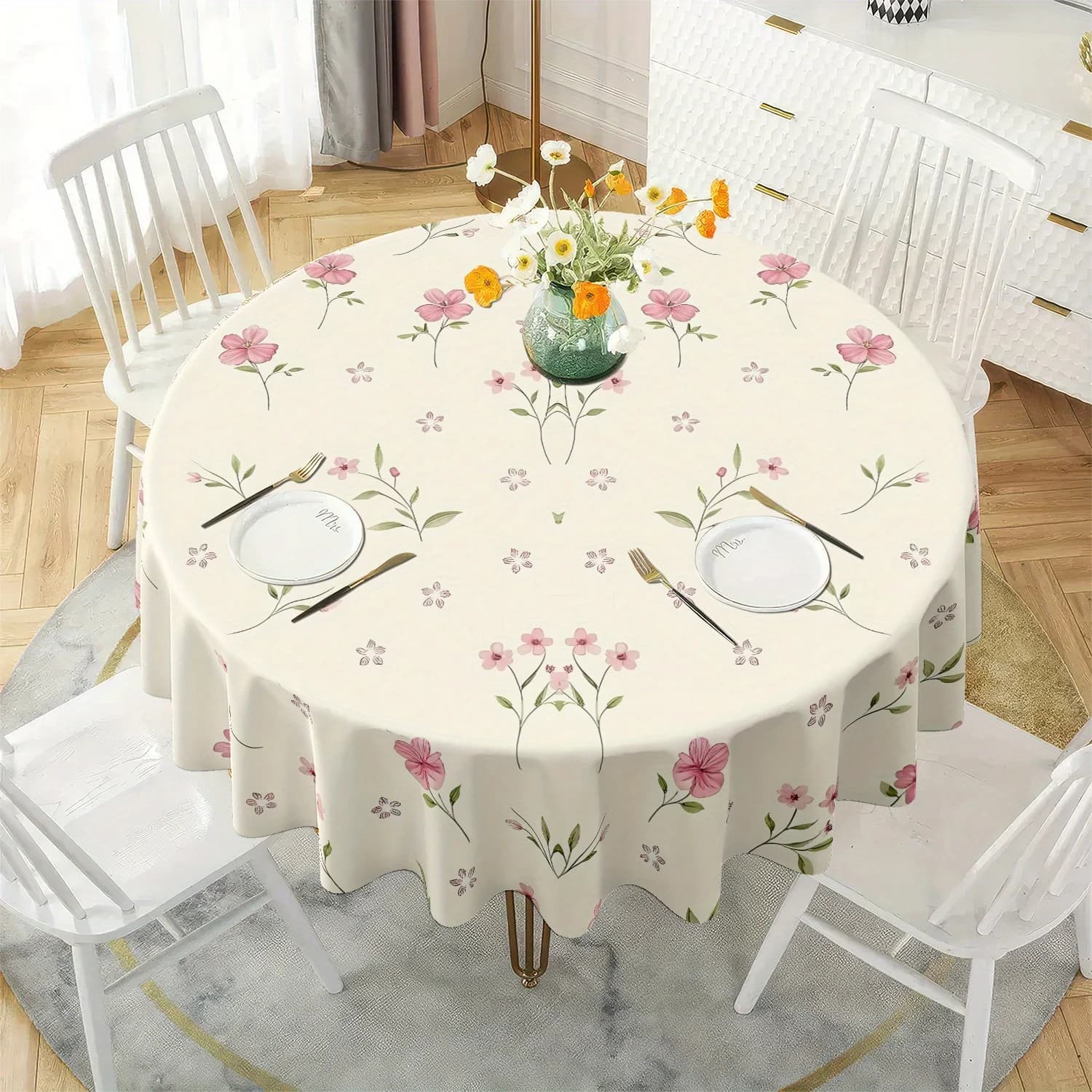 One vintage summer and spring floral polyester tablecloth, with a fresh wildflower pattern design.