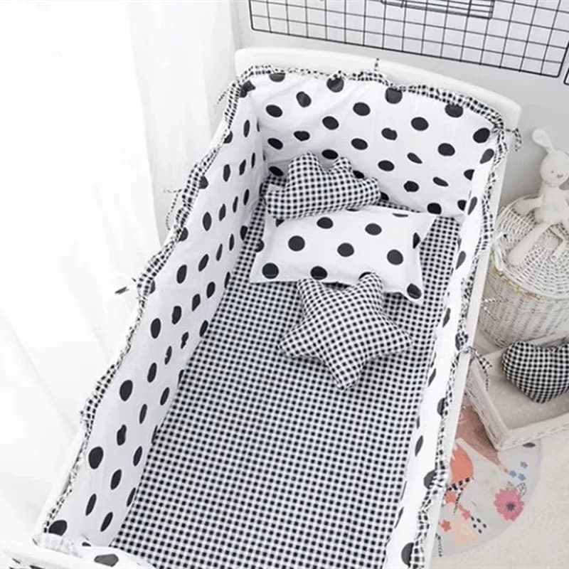 Set di biancheria da letto per culla in morbido cotone da 5 pezzi per ragazza ragazzo cartone animato stampa colore camera da letto biancheria da letto per lettino include (4 paraurti + lenzuolo)