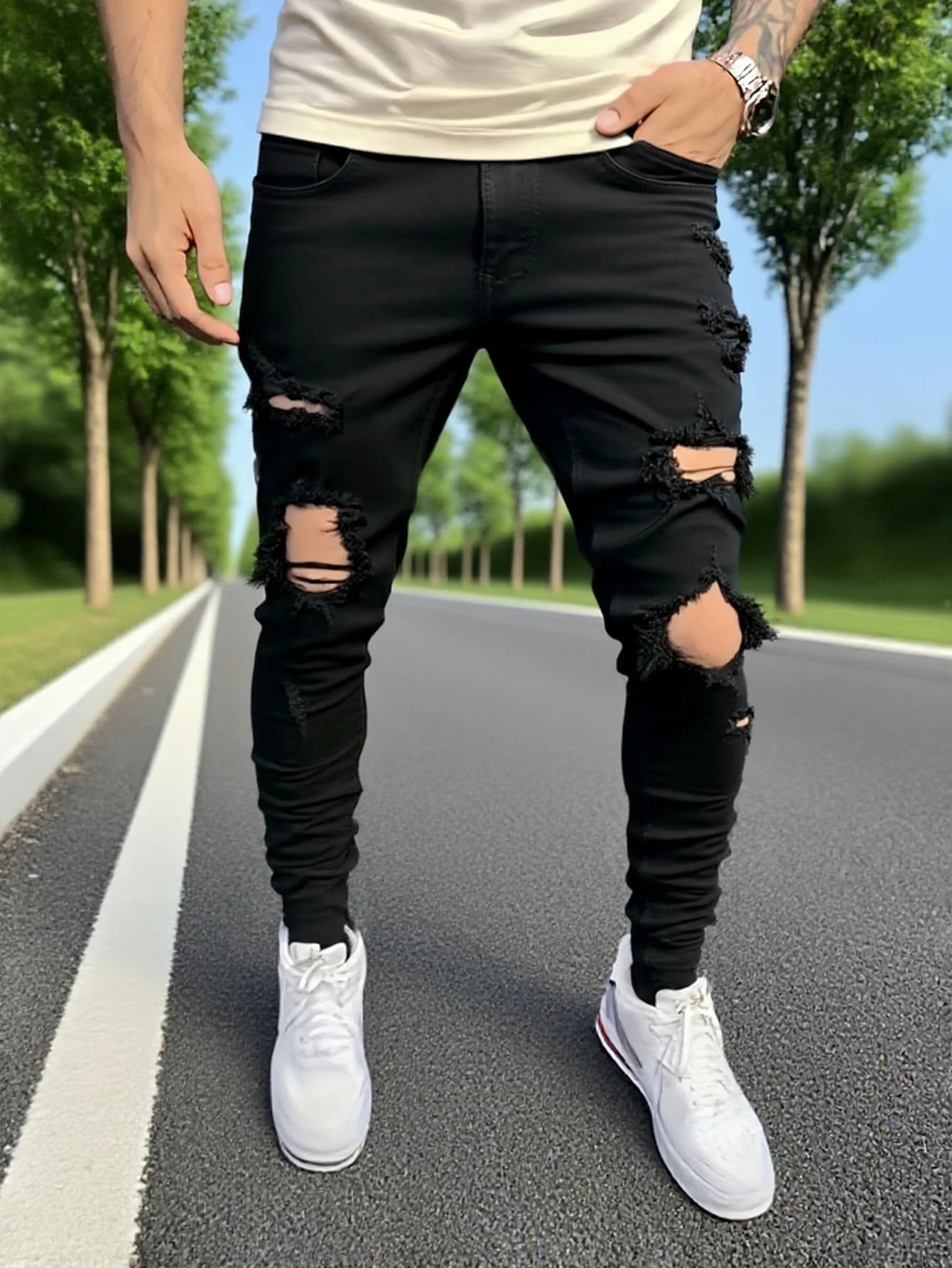 Jeans skinny neri da uomo con punte grandi, caratterizzati da un design unico e invecchiato che si adatta perfettamente alla forma del corpo, prende facilmente