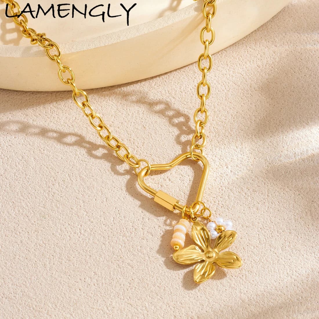 LAMENGLY Collana con ciondolo fiore di perla con lucchetto a forma di cuore creativo in acciaio inossidabile 316L Lady Regali di gioielli per feste con catena al collo di tendenza semplice