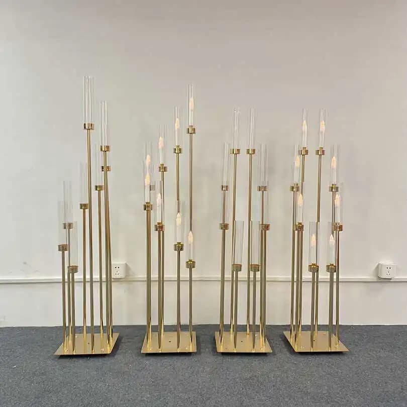 Accessori per matrimoni: Guida per decorazioni romantiche in ferro battuto e acrilico, con 8 teste dorate a forma di backgammon, per candelabri e ornamenti.