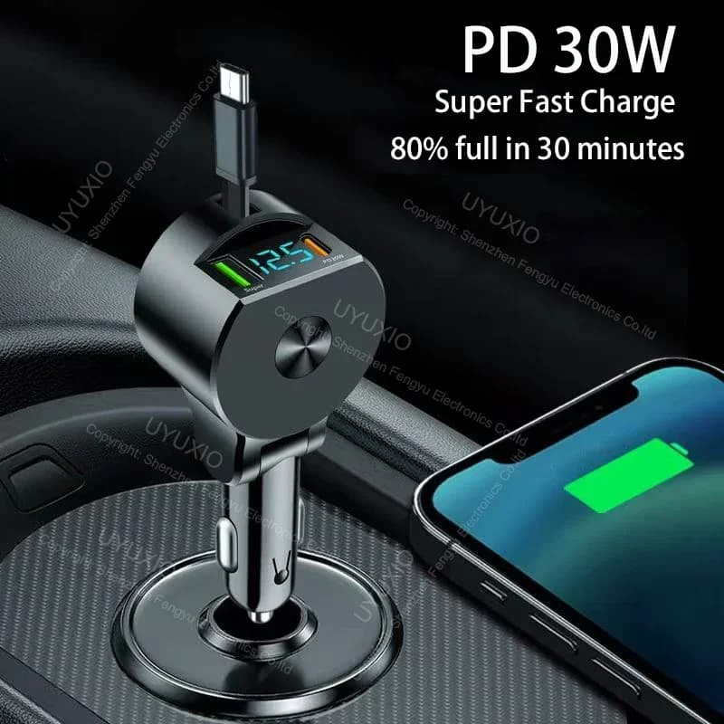 Caricabatteria da auto USB C multiporta UYUXIO con cavo retrattile Adattatore di ricarica super veloce da 65 W con display di tensione per iPhone 16 15