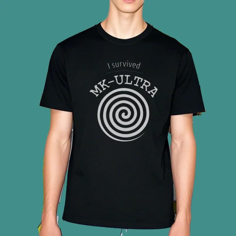 Sono sopravvissuto MK Ultra Graphic T-shirt Divulgazione Ts Pop Culture Entertainment Maglia unisex T-shirt a maniche corte Divertente top in cotone Y2k