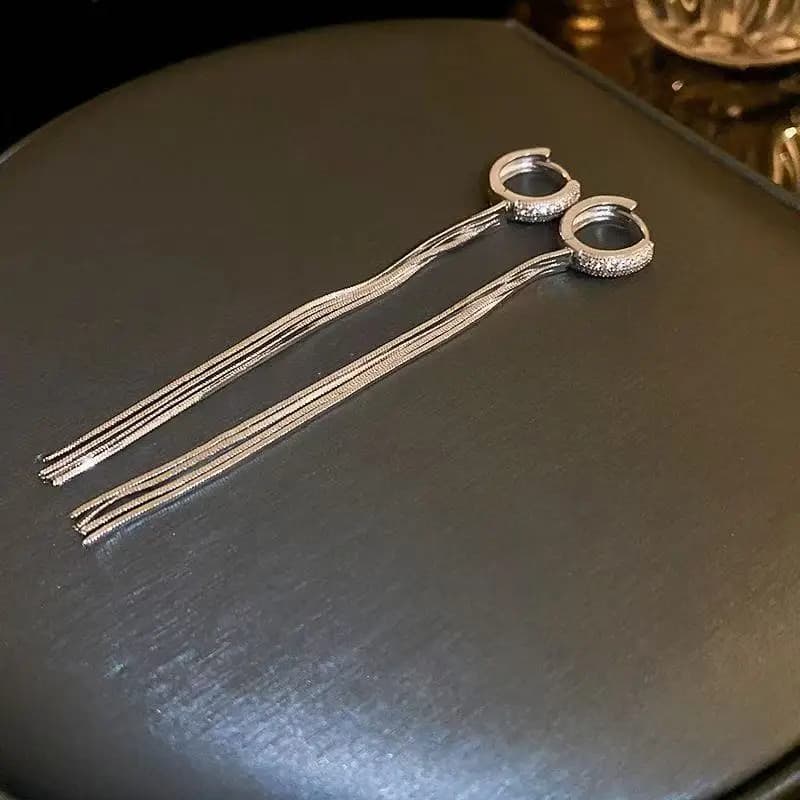 Orecchini Pendenti Lunghi con Fiori Metallici, Foglie e Nappe Geometriche per Donne, Gioielli Quotidiani in Lega Placcata Argento