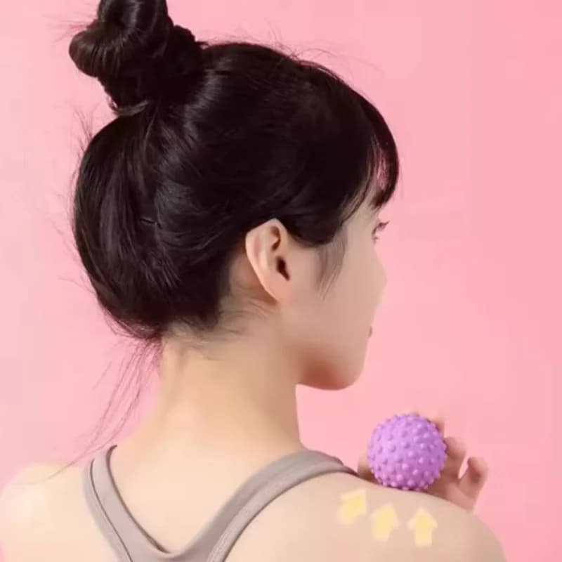 TPR Posture Master Yoga Ball Massage ball for life and back of the foot Ball for band Massage ball with raised point