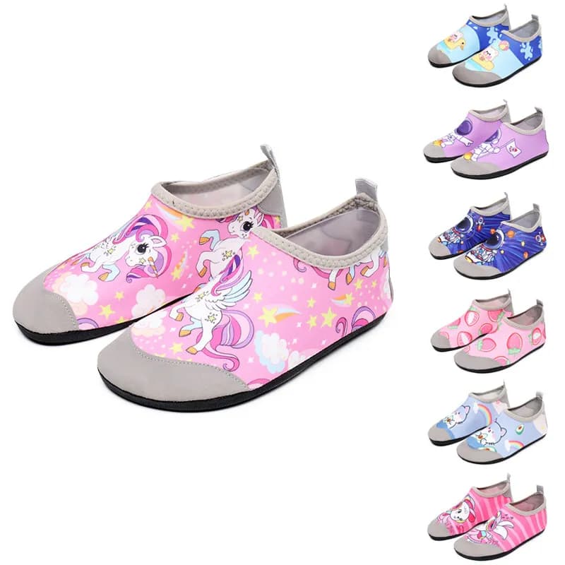 Kids diving shoes, fast drying water shoes, snorkeling shoes, non-slip beach sandals, hiking shoes, barefoot shoes.