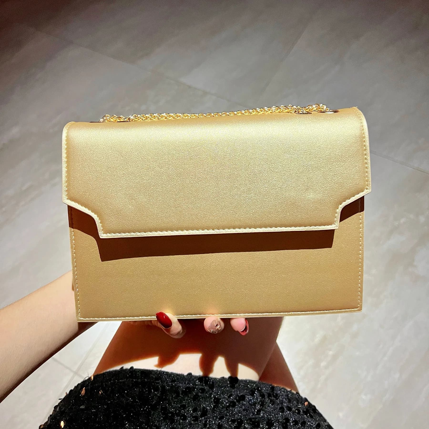 Women's new simple and fashionable clutch versatile shoulder underarm chain handbag messenger commuter women's bag