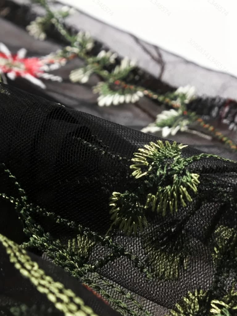 Women's Fashion Floral Embroidery Half Skirt