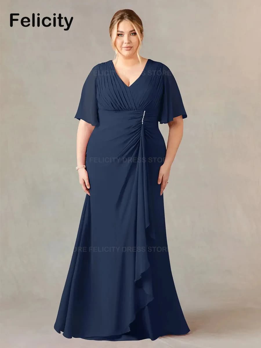 Dark Navy Plus Size Mother of the Bride Dresses 2025 A-Line V-neck Wedding Guest Dresses Lace Pleated Floor-Length Evening Gowns