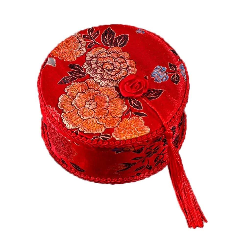 Set da Cucito Portatile Tradizionale per Matrimoni con Scatola, Aghi, Filo, Metro a Nastro e Ditale