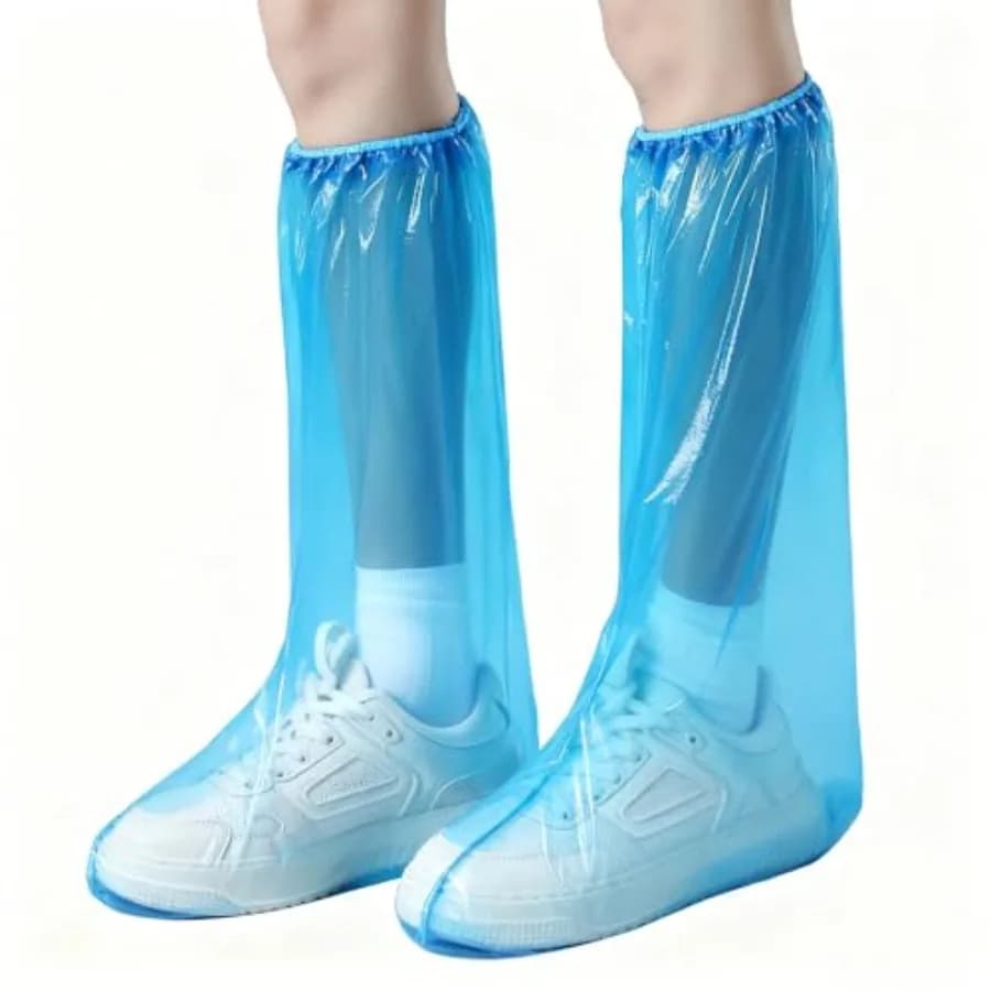 20 disposable shoe covers. 10 pairs of thickened waterproof plastic boot covers. suitable for rainy weather