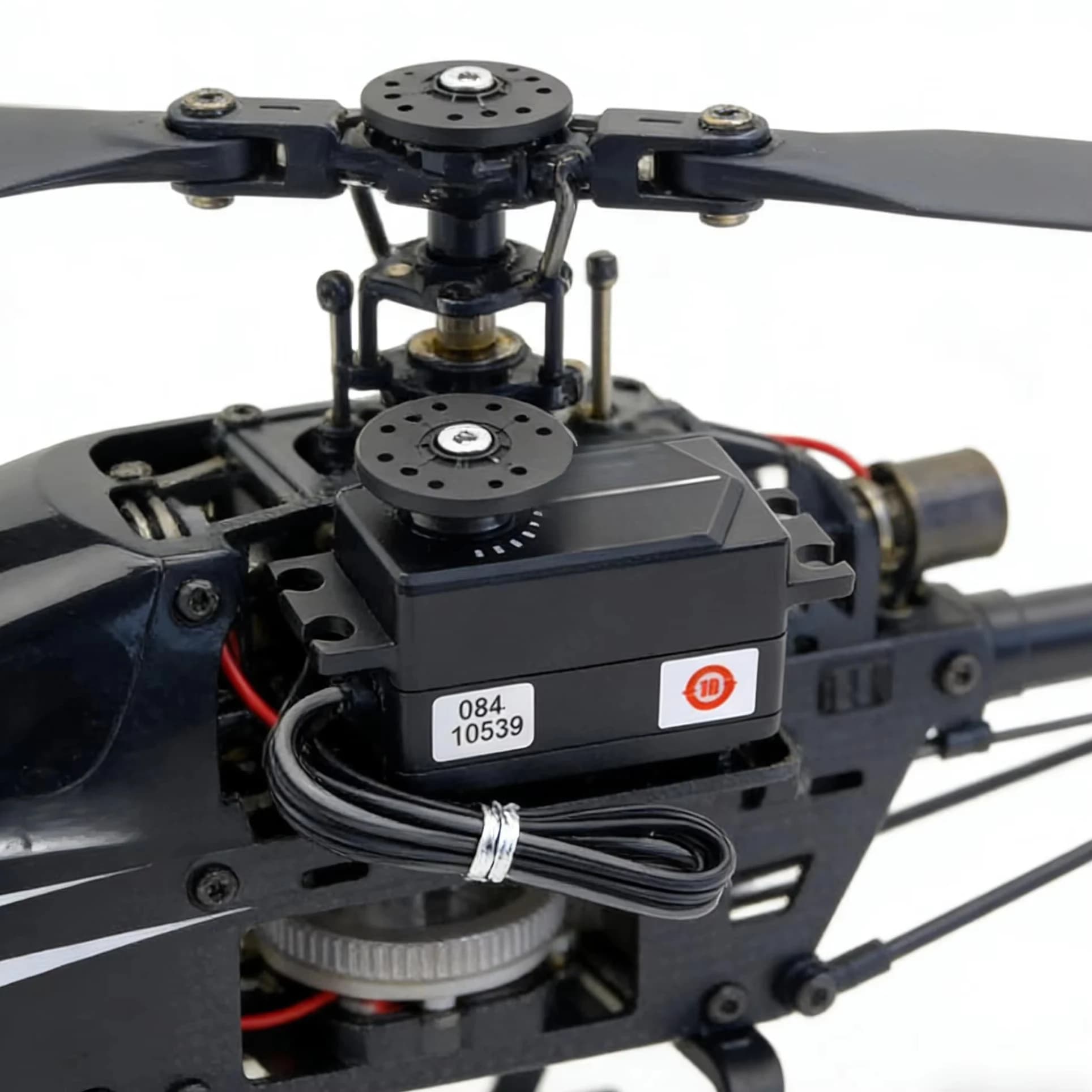 Futaba HPS-HC701 Brushless HV Low Profile Cyclic Servo High Performance for RC Helicopters 500-800 3D F3C Airplane Competition