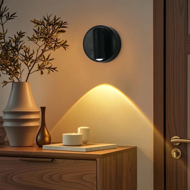 Lampada da parete a LED senza fili ricaricabile tramite USB con base magnetica con interruttore tattile Lampada da comodino dimmerabile con magnete bianco nero per la lettura