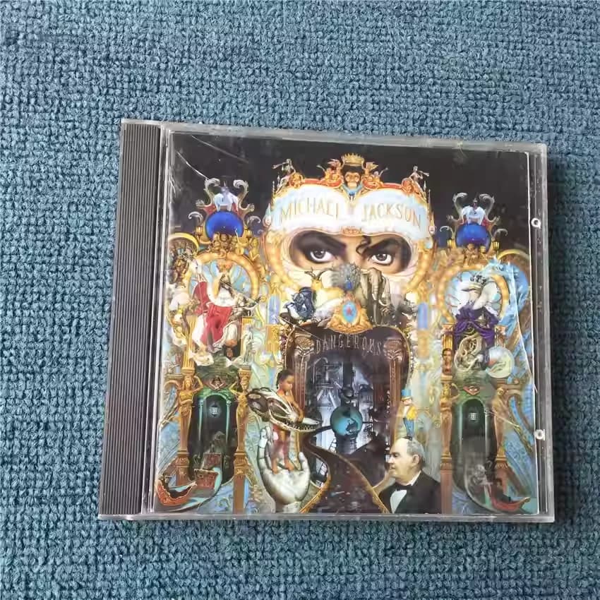 CD Classic Pop Funk Album Michael Jackson Music CD Dangerous Disco Musicale Cosplay Walkman Soundtrack for Auto Gift Pack