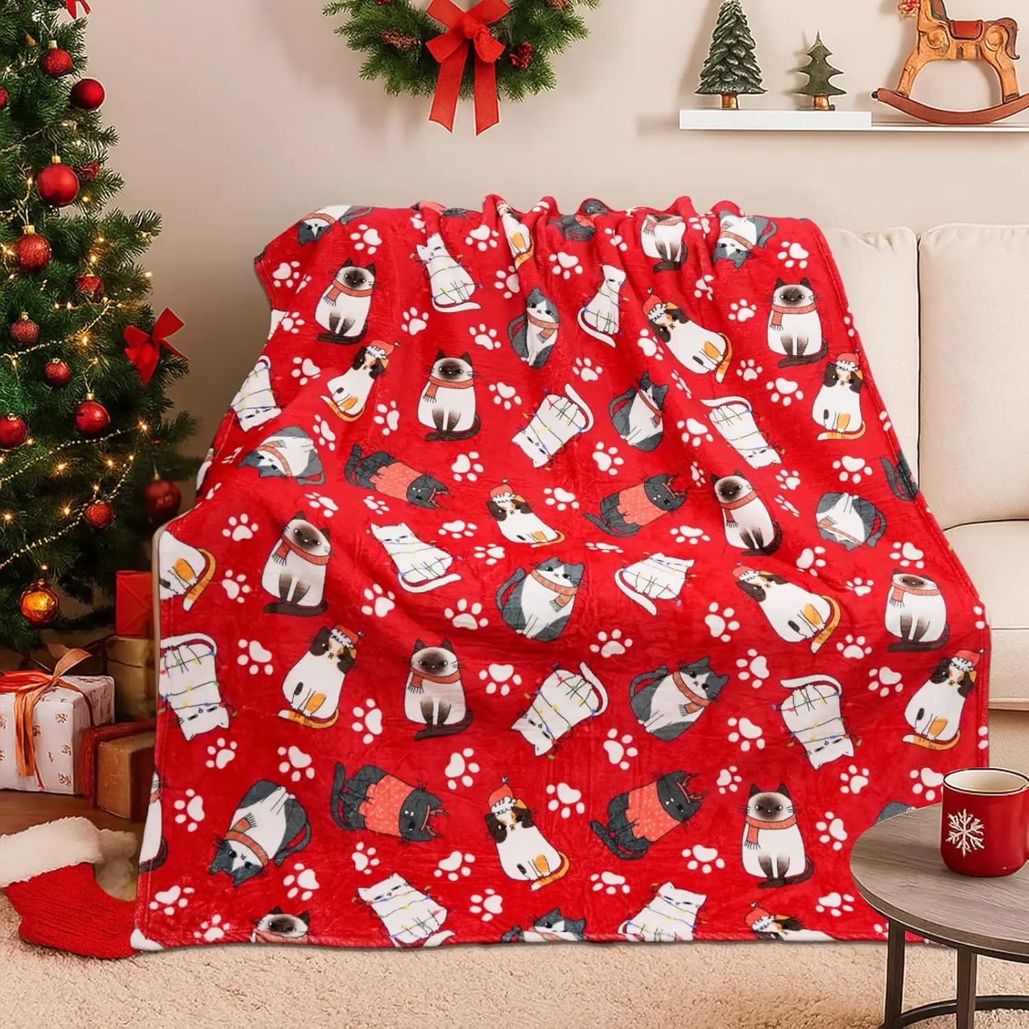 Cat Christmas Blanket Red Christmas Winter Throw Blanket Ultra Soft Cozy for Home Sofa Couch and Bed Gifts for Fridend Family