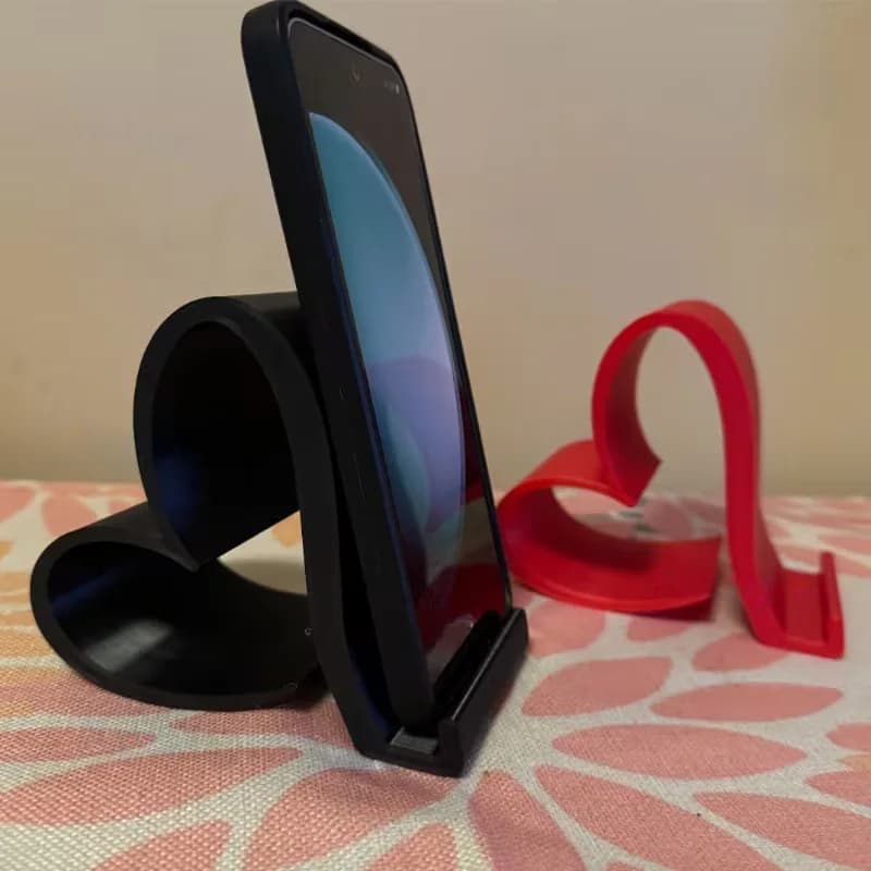 Supporto universale per cellulare creativo stampato in 3D a forma di cuore, ornamento da scrivania per casa e ufficio, regalo di compleanno e San Valentino