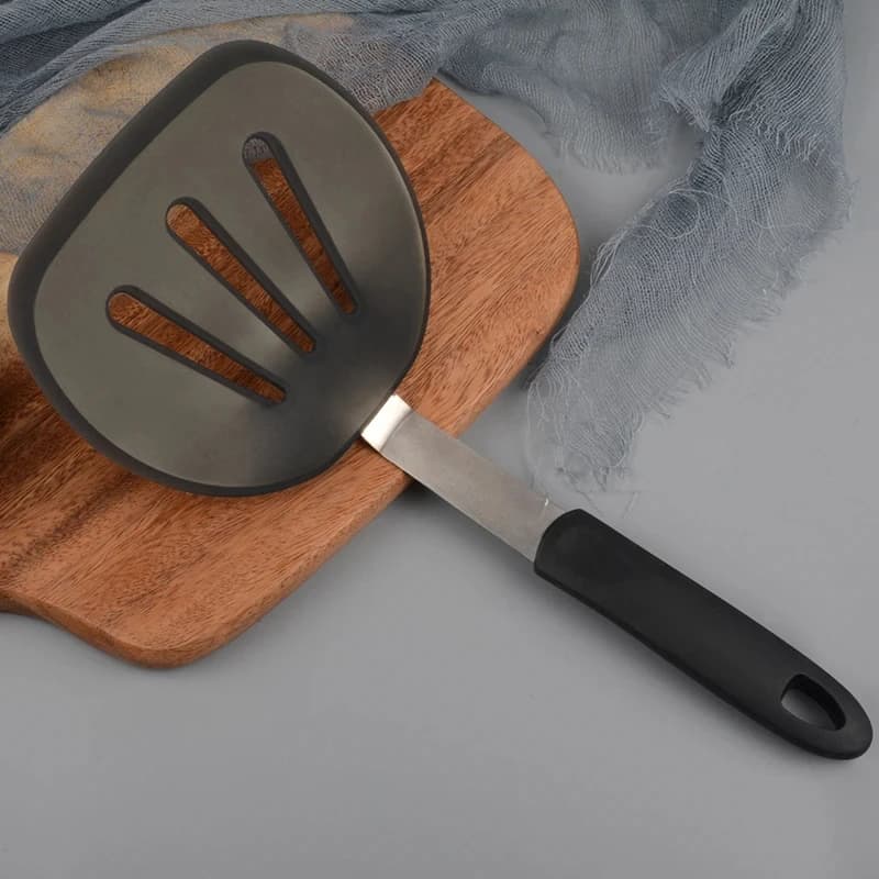 Spatola in Silicone Antiaderente per Pancake, Flessibile e Resistente al Calore, Utensile da Cucina per Pasticceria e Frittura