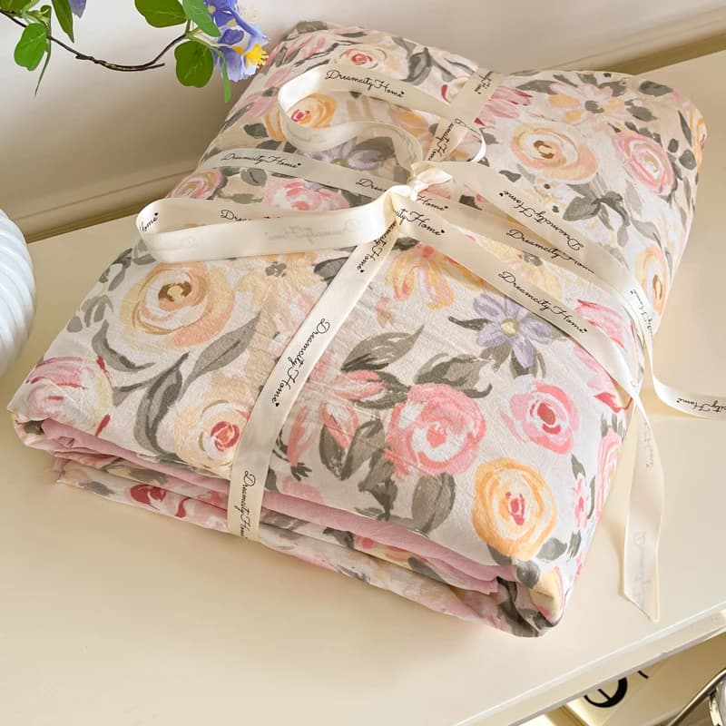 Set of pure cotton floral bedding Set of four-piece sheets Set of quilt Set of single bed double bed in rural style