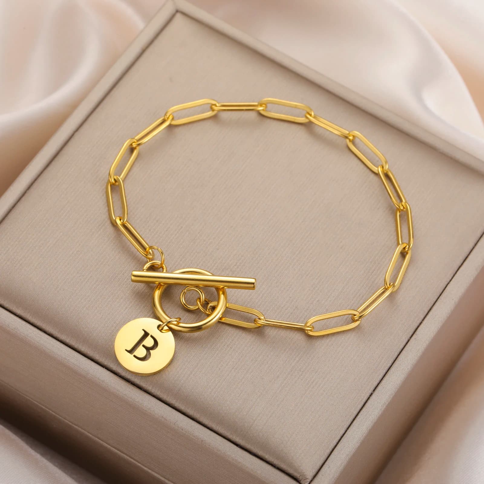 Braccialetti con Chiusura a Moschettone con Lettera Iniziale Cazador, Gioielli in Acciaio Inossidabile, Braccialetti Rotondi con Alfabeto A-Z per Donne, Regali per la Festa della Mamma