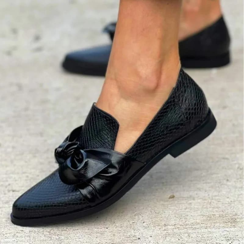 Scarpe Basse da Donna 2026 Nuove Collezione Primavera Autunno Mocassini Classici a Punta Taglie Grandi 34-43