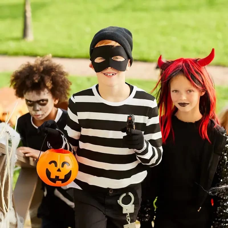 Costume da ladro di Halloween T-shirt a maniche lunghe a righe Borsa di tela Guanti Maschera per gli occhi Cappello lavorato a maglia Costume cosplay