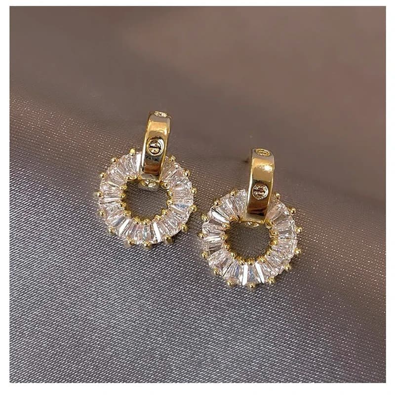 Piccolo orecchino di lusso in vero oro placcato 14k squisito zircone rotondo anti-allergia orecchino di alta qualità regalo pendente gioielli cerchio