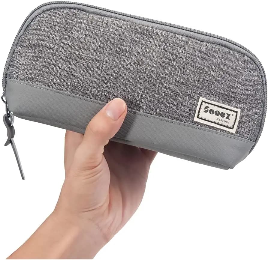 Astuccio con apertura ampia, leggero e spazioso, design triangolare per adulti, grigio