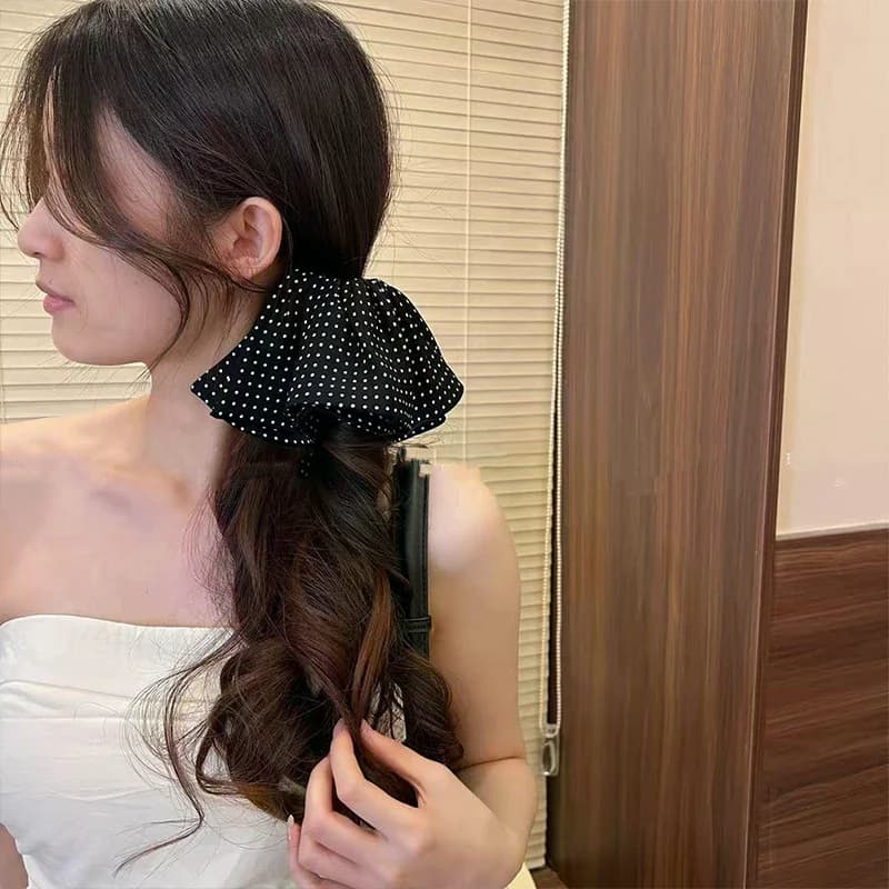 Clip per fiocco a pois Accessori per capelli con clip per coda di cavallo alla moda sul retro della testa