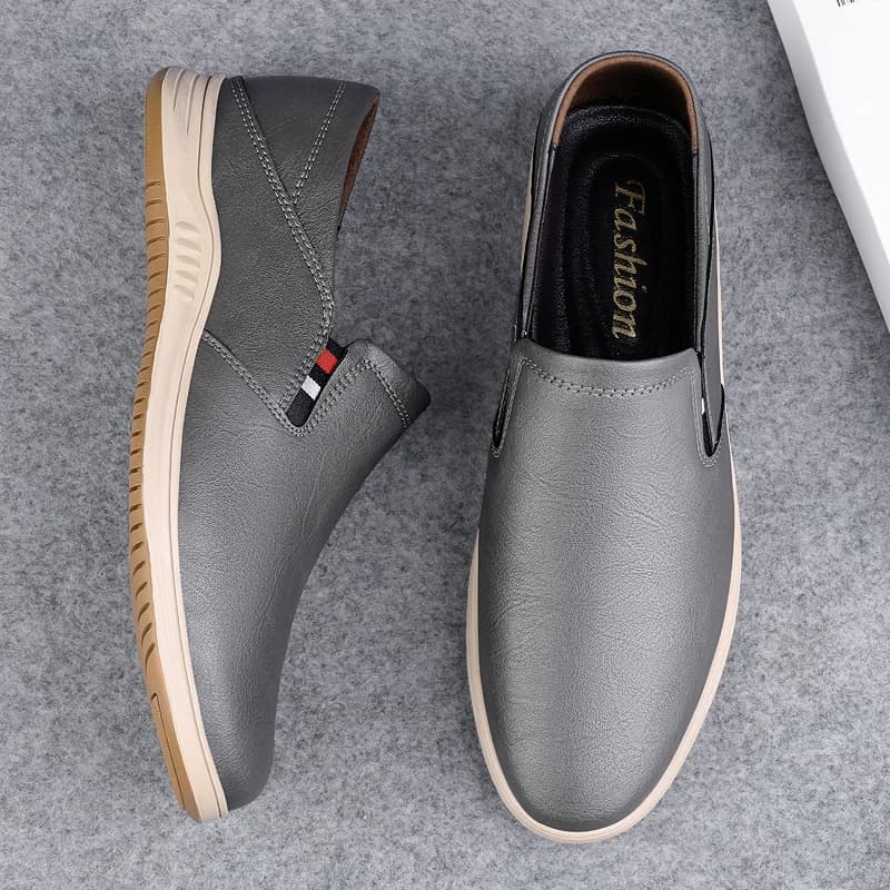 Fashion Comfortable Luxury Loafers Leisure Walk Men Slip on Flats All-match Male Business Shoes Moccasins Style Man Casual Shoes