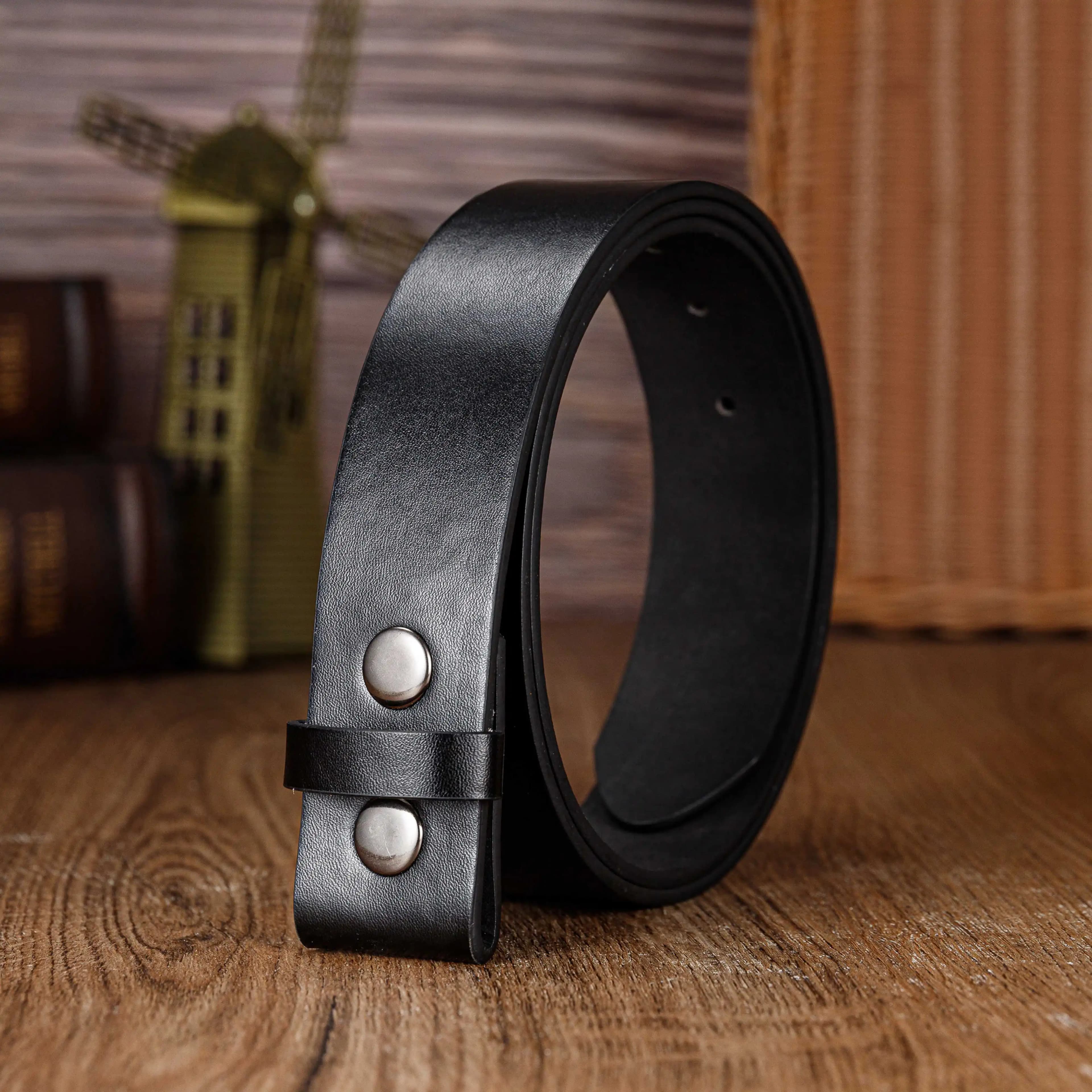 1.5inch width The pure PU button strap strips can be matched with various large buttons
