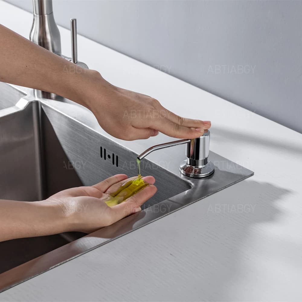 Dispenser di sapone in nichel nero lavello da cucina contatore Dispenser di sapone liquido bottiglia di sapone accessori da cucina 500ml pompe integrate