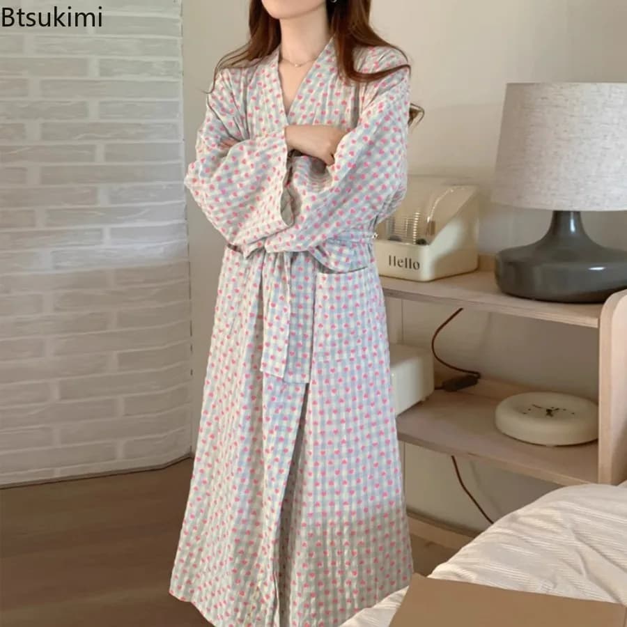 2026 Women's Sweet Pajama Bathrobe Spring Autumn New Style Love Grid Style Loose and Comfortable Medium To Long Home Clothing