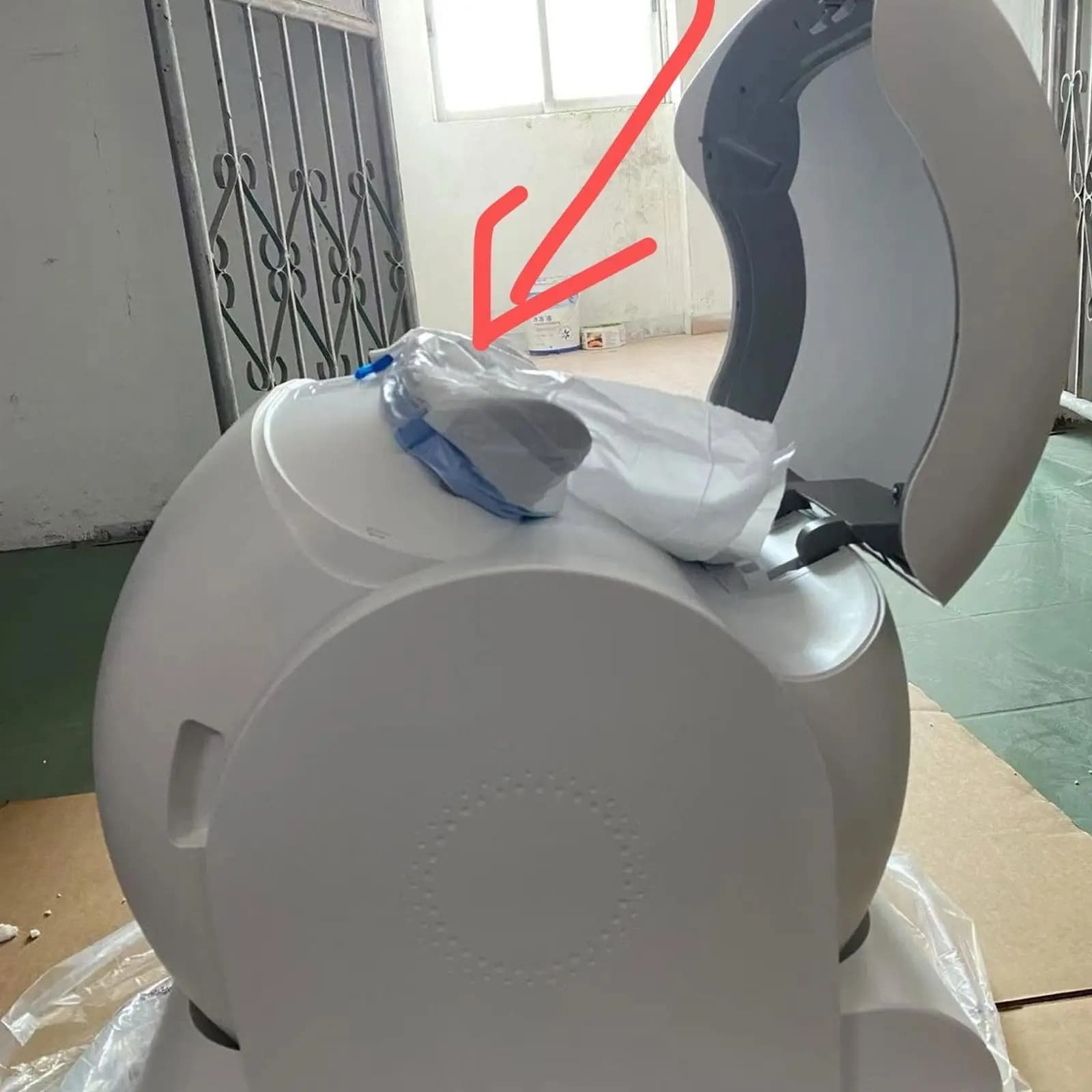 Accessorio per Gabbia per Gatti, Porta per Lettiera, Facile Installazione, Copertura Portatile in ABS per Recinto per Gatti, Accessori per Sala Giochi