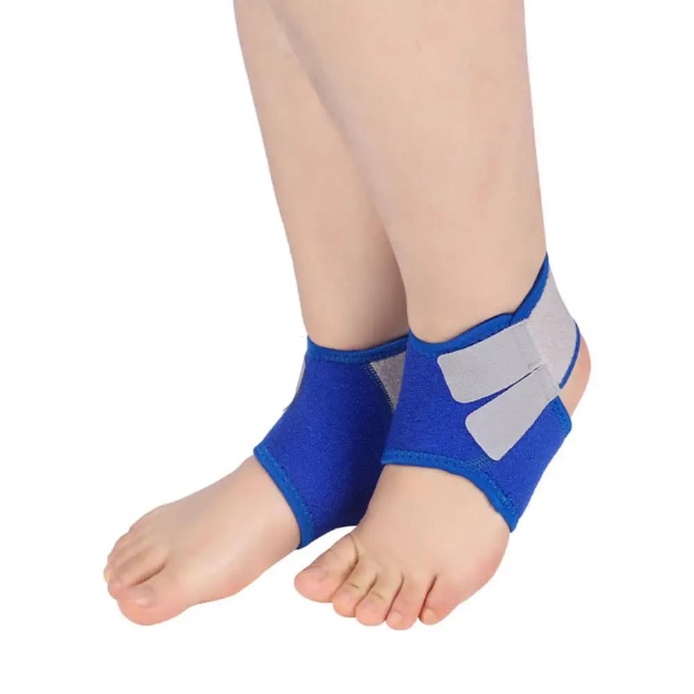 Stabilizzatore per caviglia regolabile Set di cavigliere per bambini supporto per piede stabilizzatore avvolge protezione manicotto di protezione calzino rosa per lesioni