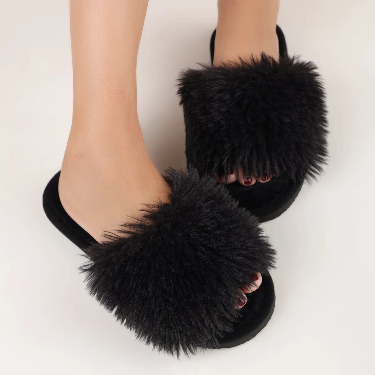 Pantofole da donna in peluche in pelliccia sintetica Tappeto invernale per la casa Sandali soffici Infradito a punta aperta per passeggiate all'aperto primavera autunno